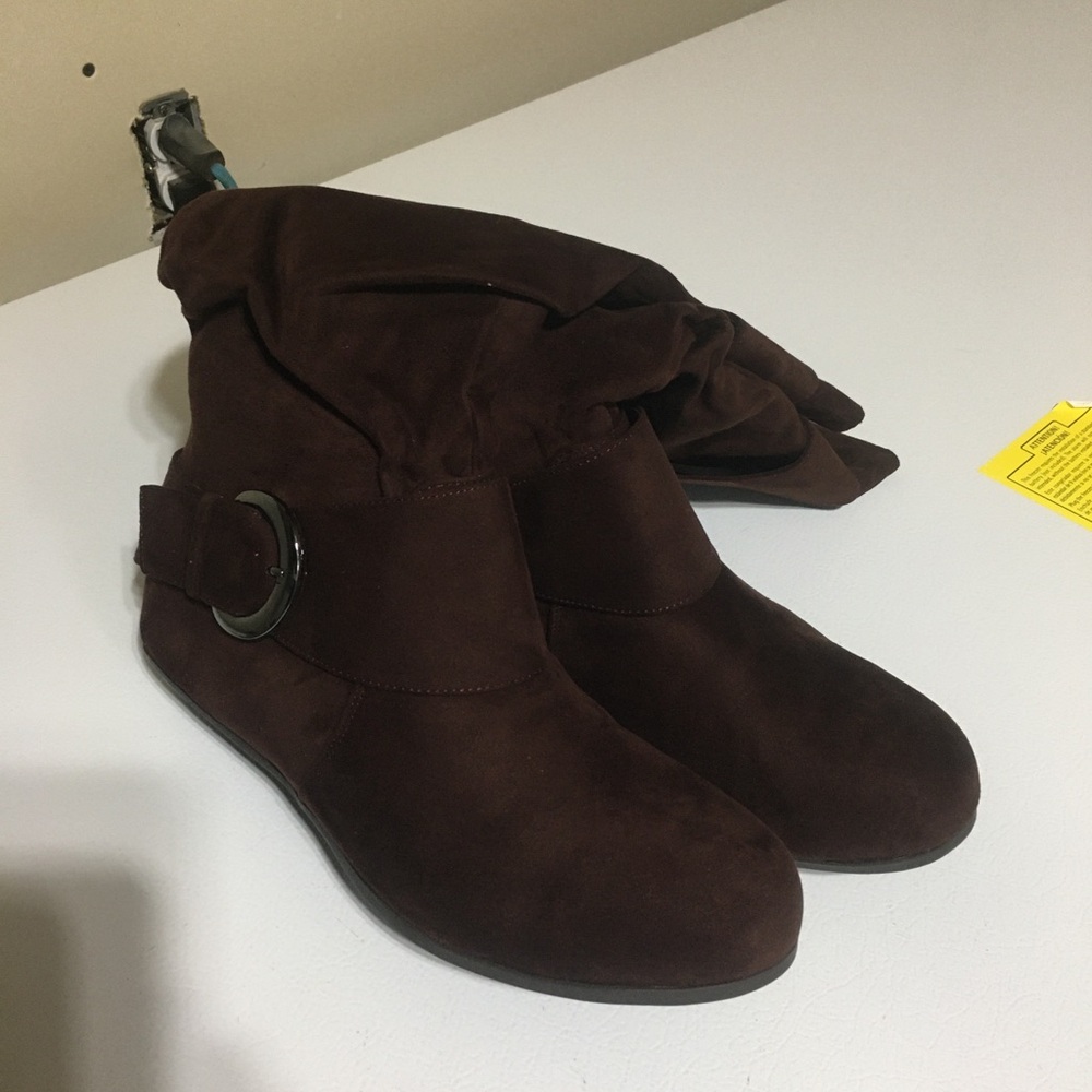 Women's Brown Suede Boots with Buckle